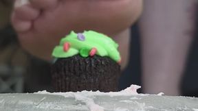 Friends With Fetishes: Easter Cupcakes