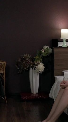 A Married Woman Working in the Sex Industry Had an Affair with a Middle-aged Man! 1