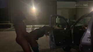 Hitam, tanpa kondom – pelacur gay Jepang amatir melakukan hubungan seks anal