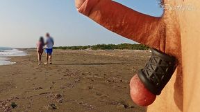 Public beach slut gets anal&#x1F44C; and handjob