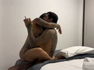 I took it to the grill and this chab said me to stop or this guy'd break things hahaha