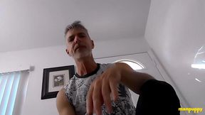 ManPuppy: Giant Richard Lennox got a naughty surprise from his tiny ex