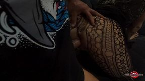 den deilige lille heksen melody antunes koste seg pa halloween med eddie fra iron maiden og hadde med seg triks og godbiter, glad halloween!