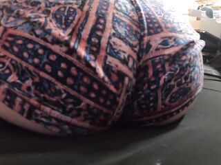 hot butt white gal (pawg)