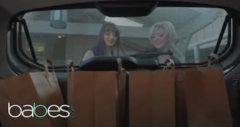 Lexi Luna, Nina Dee & Codey Steele in Sizzling Threesome Milf Frenzy