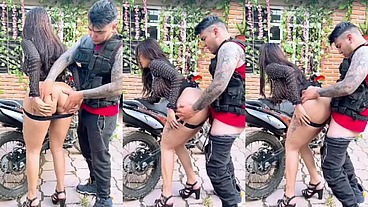 ME ENCANTO ESCUCHAR COMO ESTABA GIMIENDO MIENTRAS LA PENETRABA Y DISFRUTABA TAMBIEN DE TODA SU SEXUALIDAD HASTA QUE ACABAMOS AMBOS LLENOS DE LUJURIA Y PLACER SEXUAL DESPUES DE BESARNOS SUPER RICO