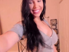 Brunette Solo Webcam Masturbation