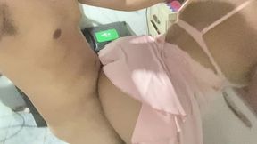 peguei minha vizinha de quatro na cozinha de vestido curto