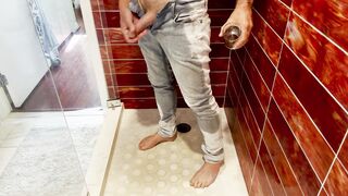 Piss Perform Naughtiness inside the Shower