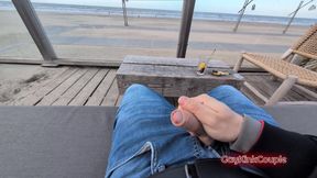 Risky Wank at the Beach