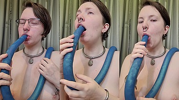 Squeezing in some deepthroat practice with my before I headed off for my trip. I have quite a small throat but love ...