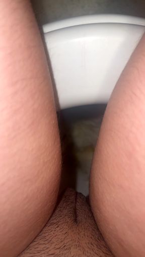 Assy onlyfan shows off her tits