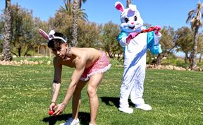 Muscular boy screams for more during Easter perversions in the sun