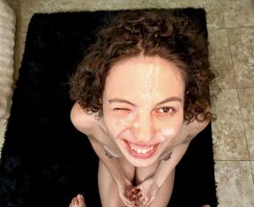 Satine Summers Sucks Out A Massive Load On Her Face
