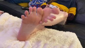 Foot worship/Ignore session - BETA SAFE (censored)