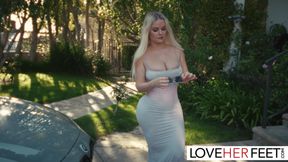 Lesbian Threesome With Feet Goddesses Blake Blossom And Cherry Kiss And Slimthick Vic