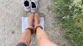 A task for you in men&#039;s mode with nylons and pissing