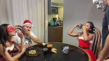 Sexo na Ceia de Natal entre amigos parte 2