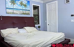 Stepsiblings Dani Blue and Sophia Sweet raiding their stepbros room