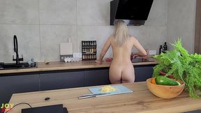 fully naked beauty cooks breakfast for you - letty black