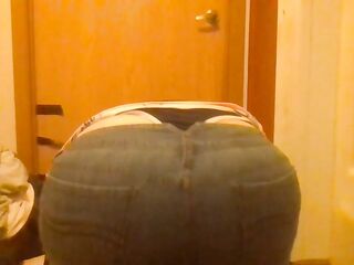 Shake That Big Ass Curvy