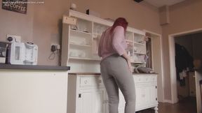 Ellie Wets Her Grey Trousers