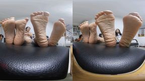 3DVR180 LELE martina shows her smelly feet