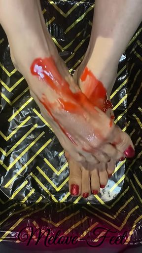 Compilation of Melove's Messy Feet &amp; Long Toes