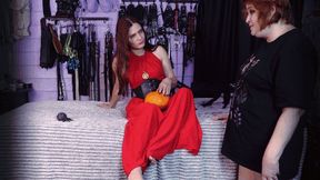 Witch is scratching girls belly (wmv)