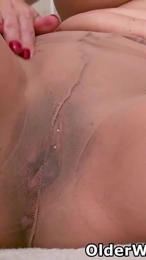 Hot GILF April White Gives Her Pantyhosed Pussy the Attention It Needs