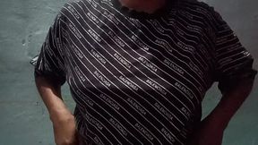 Desi punjabi bhabhi ke beautiful boobs press