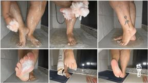 Juliette-RJ seducing you during her shower - SHOWER - FEET FETISH - SOLES - WRINKLED SOLES - WET FETISH - BRAZILIAN GODDESS - WET FEET - SHOWER BUBBLES