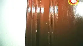Amateur homemade hoe gets her moist cunt fingered in the kitchen