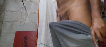 Bengali boy masturbated while standing🤤