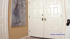 Tattooed MILF Karen gets her pussy licked and fingered