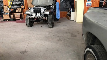 I went to the workshop to break the mechanic's ass