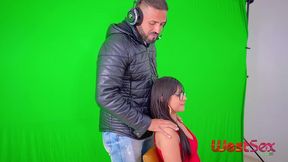 i gave the weather girl a massage, but the excitement increased in the area of ​​my cock and there was some dick sucking for the naughty girl! - amanda souza and tony tigrao