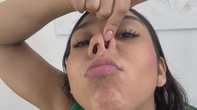 Look inside my nostrils
