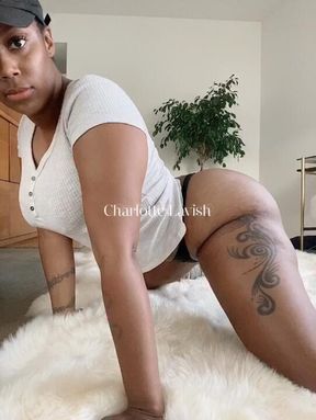 Ass Spread and Pussy Squirt 🍑💦