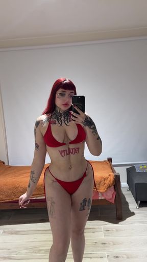 Goth babe gets naughty