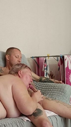 mother-in-law sucks my dick in the morning doing a deep blowjob   Clip 1
