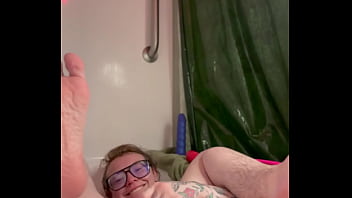 Giving my Boypussy a Cum Facial