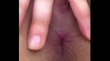 Rabo rosa de novinha piscando