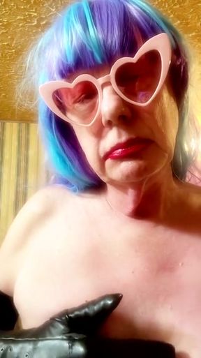 MATURE CD SMOKING VS120s AND PLAYING WITH MY NIPPLES WHILE i SMOKE