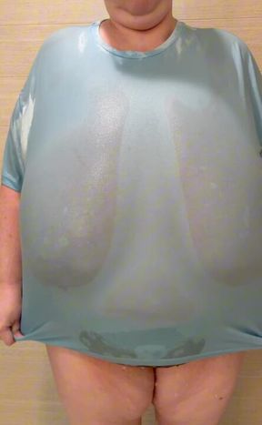 Drenched T-Shirt and Massive Tit Cleaning 🧼