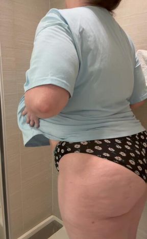 Drenched T-Shirt and Massive Tit Cleaning 🧼