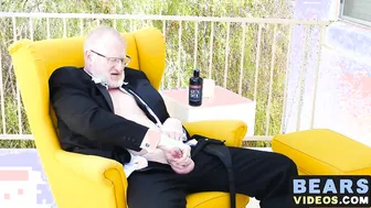 Mature bear Rusty McMann masturbates passionately solo