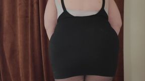 Big Tit BBW Milf Posing in Black Pantyhose