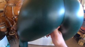 tight green leather pants cameltoe – blowjob & doggy with cum on my fur coat & downjacket