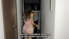 The delivery man did not expect to end up in a delicious threesome